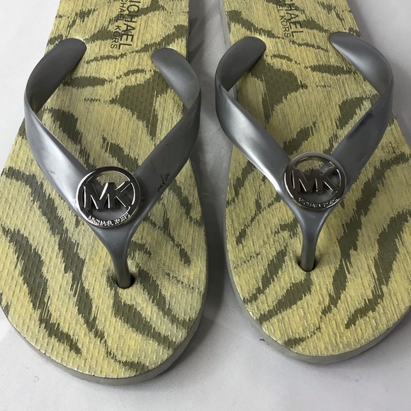 Michael Kors Shoes - Michael Kors sandals👠